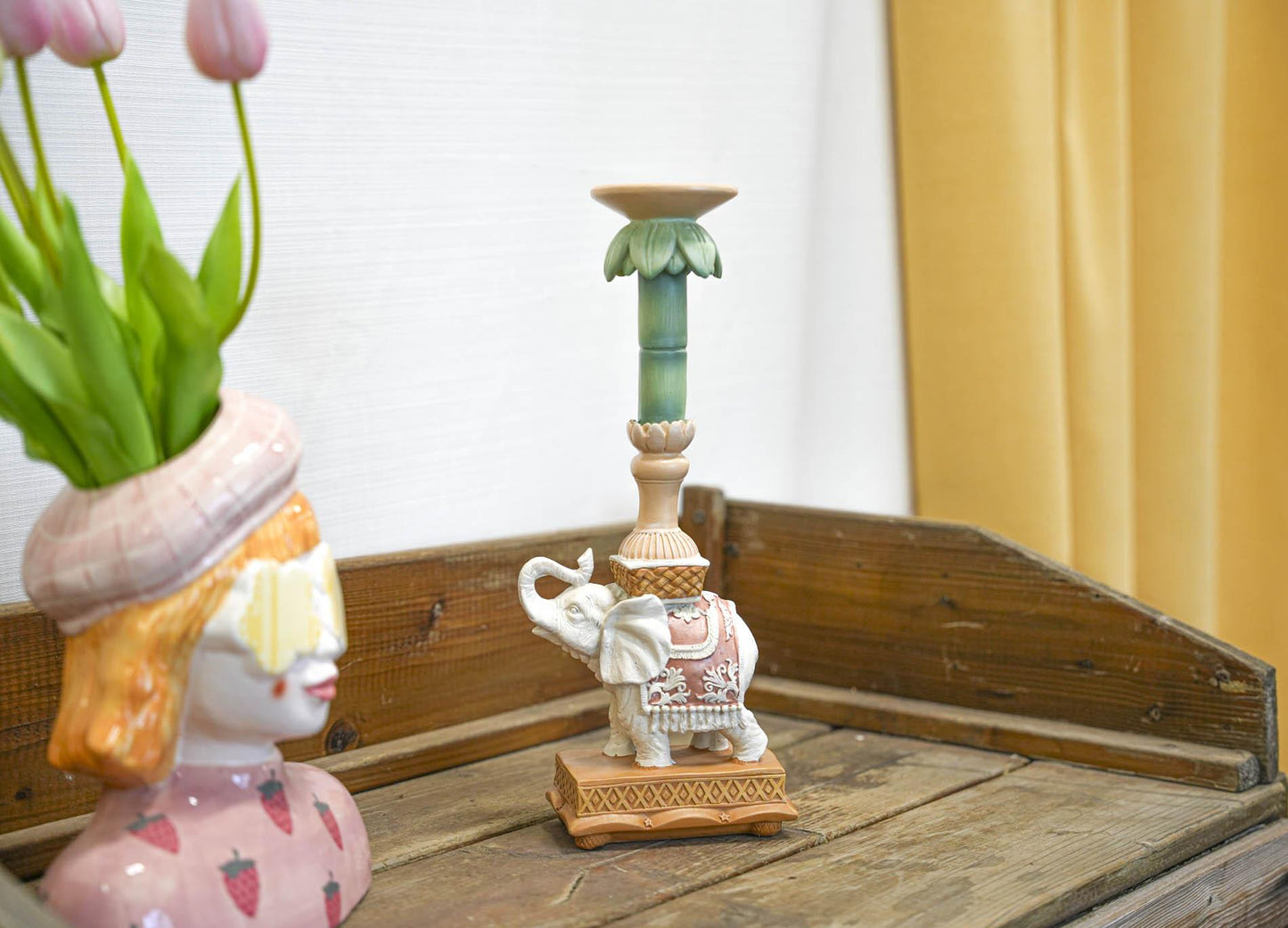Candlestick - Elephant pink/green - Polyresin - 34.50 cm
