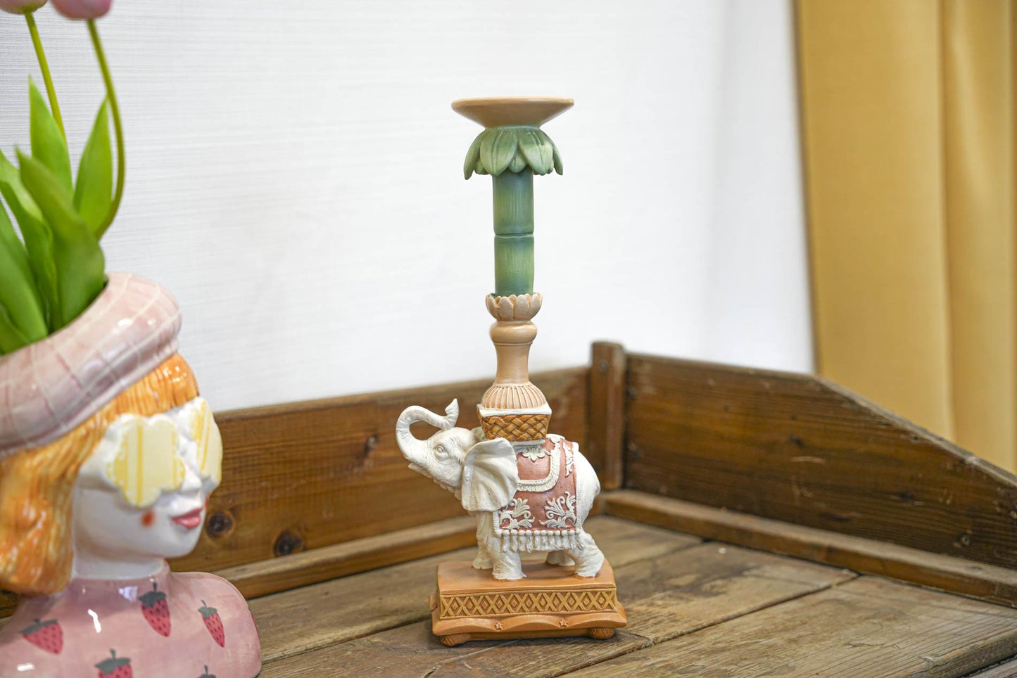 Candlestick - Elephant pink/green - Polyresin - 34.50 cm